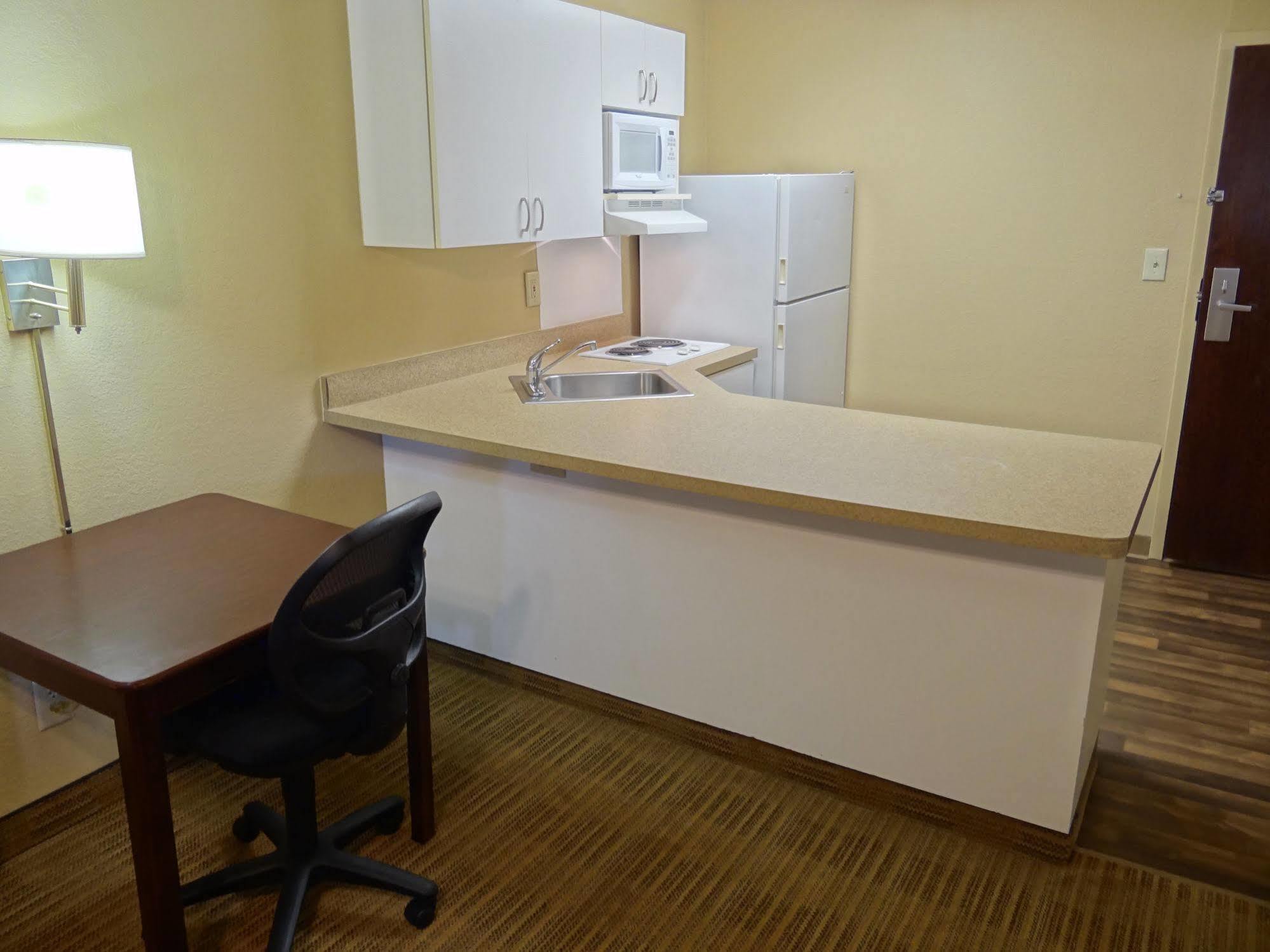 Extended Stay America Suites - Raleigh - Cary - Regency Parkway North المظهر الخارجي الصورة
